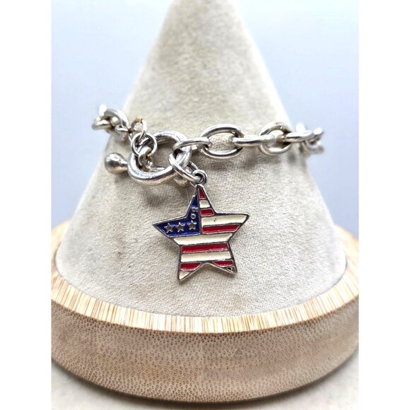 Enameled American Flaf Design Star Charm On Toggle Bracelet - Picture 1 of 3